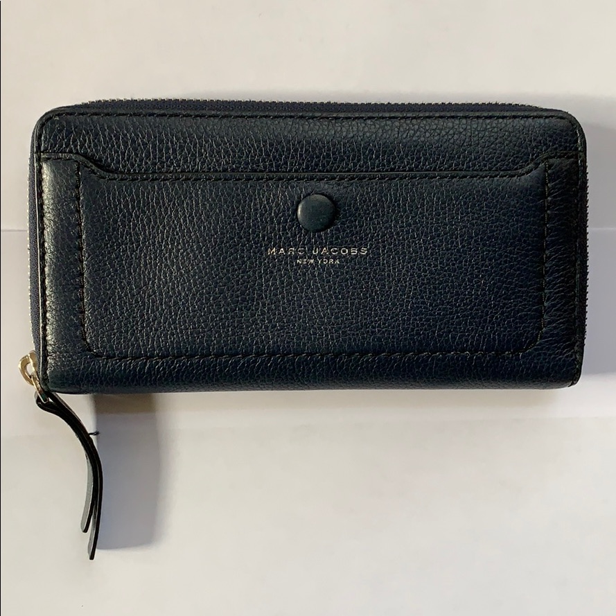Marc Jacobs Navy Leather Wallet